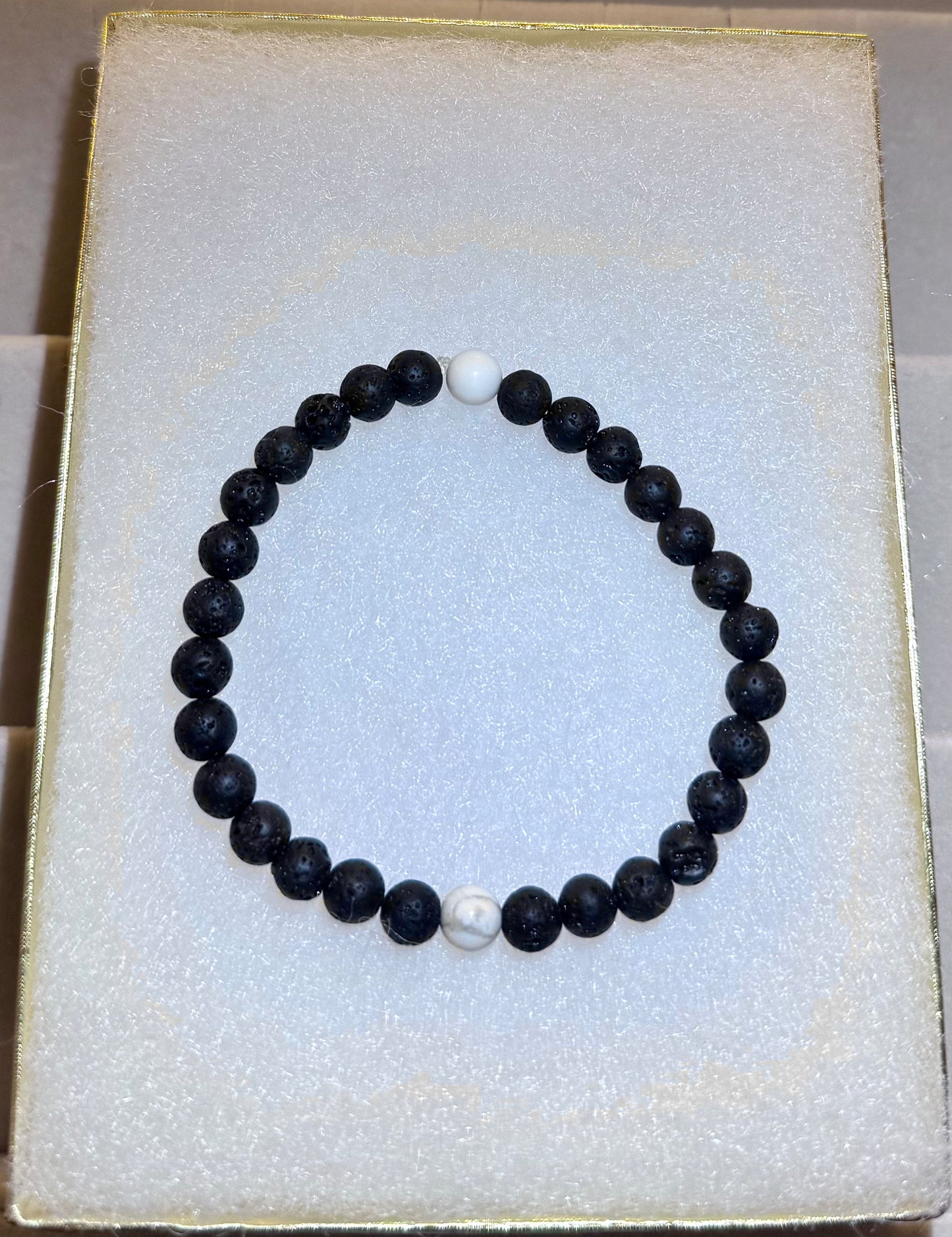 Volcano & Howlite Bracelet